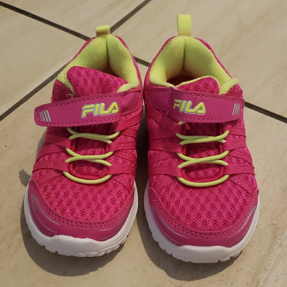 Fila girl shoes